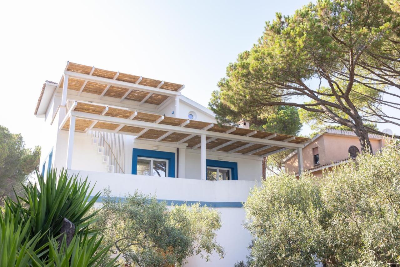 Villa B. Calaliberotto Cala Liberotto Bagian luar foto
