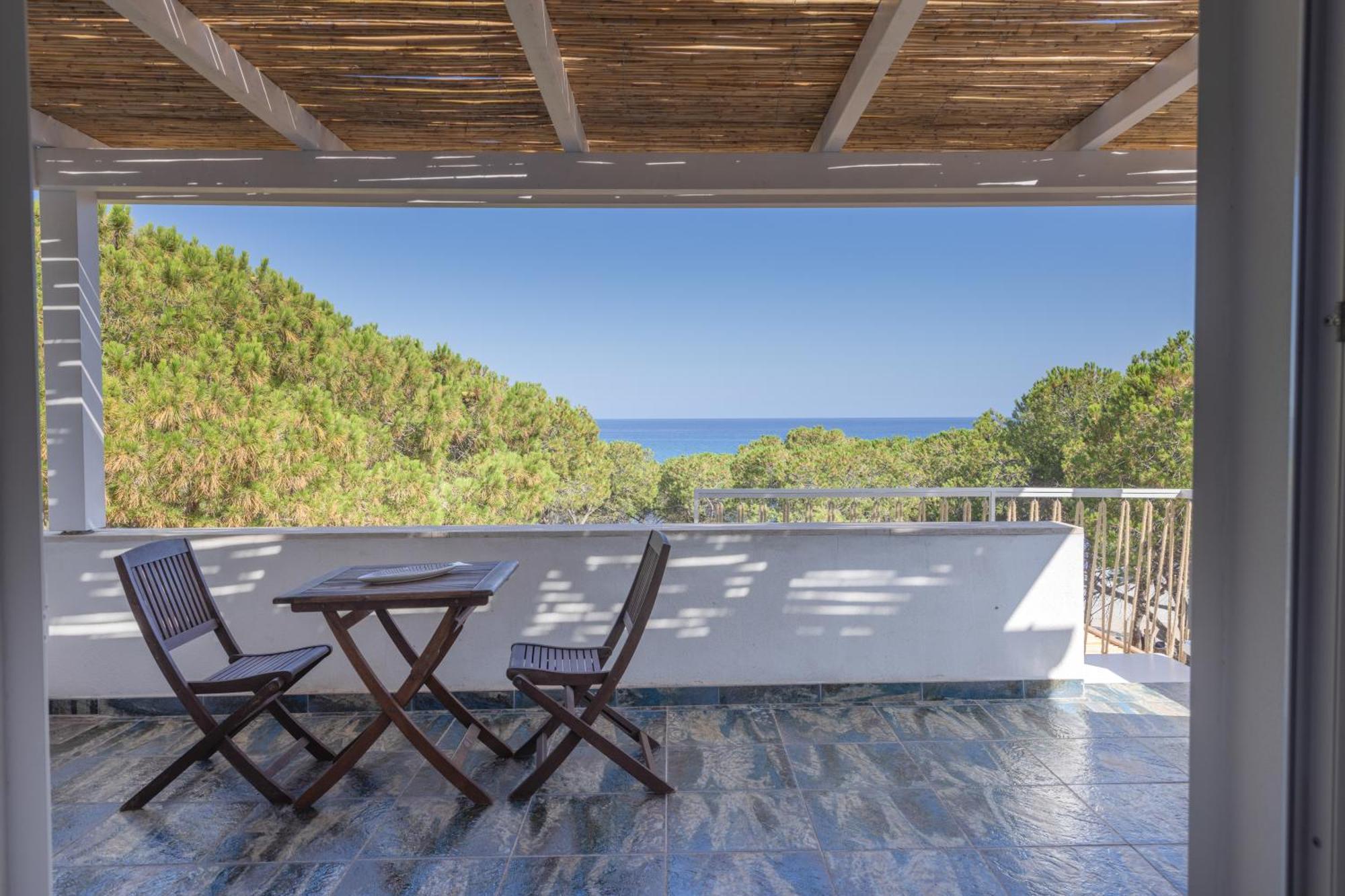 Villa B. Calaliberotto Cala Liberotto Bagian luar foto