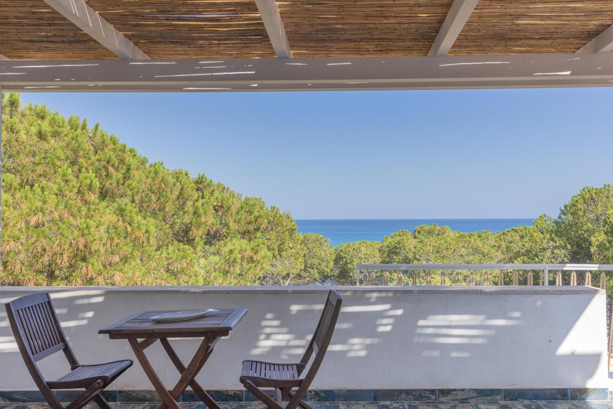 Villa B. Calaliberotto Cala Liberotto Bagian luar foto