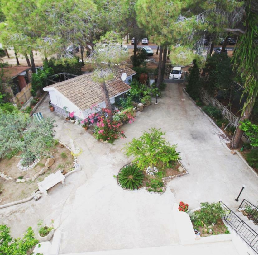 Villa B. Calaliberotto Cala Liberotto Bagian luar foto