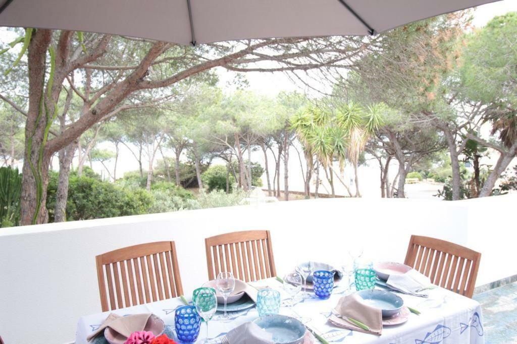 Villa B. Calaliberotto Cala Liberotto Bagian luar foto
